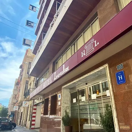 雷乌卡酒店 酒店 3*