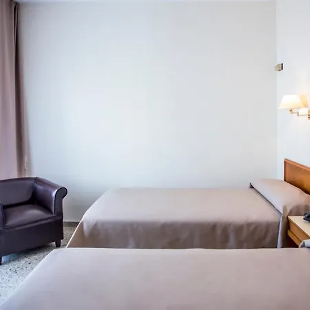 Leuka Hotel 3*