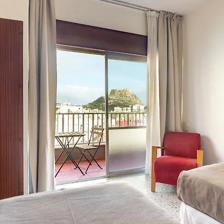 Leuka Hotel 3*